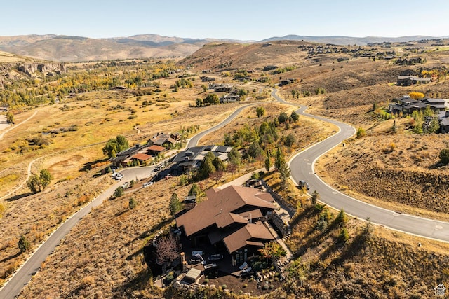 bird's eye view with a mountain view