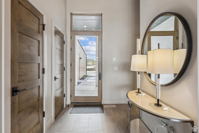 6242 Double Deer Loop, Park City, UT 84098 - foyer featuring baseboards and light wood-style floors