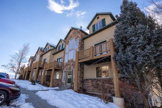 5063 E Lakeview Dr Unit 1009, Eden, UT 84310 - view of snow covered building