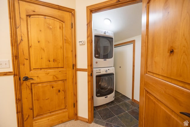 5063 E Lakeview Dr Unit 1009, Eden, UT 84310 - clothes washing area with stacked washer / drying machine