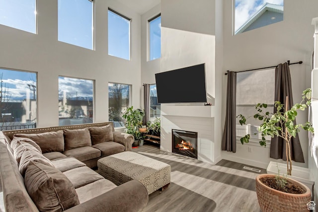 1153 W 1425th Dr N, Lehi, UT 84043 - living room featuring hardwood / wood-style floors and a high ceiling