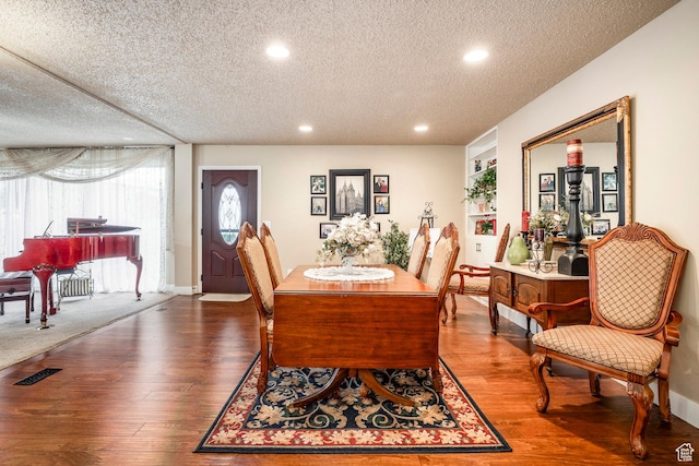 395 W 400 N Unit 39, Bountiful, UT 84010 - dining area with visible vents, recessed lighting, a textured ceiling, and wood finished floors