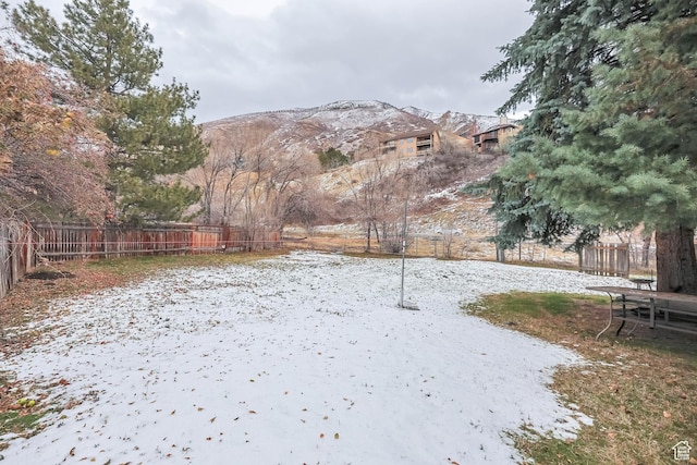 3565 E Summer Estates Cir, Cottonwood Heights, UT 84121 - yard layered in snow with a mountain view