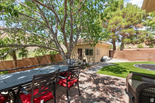 2712 S Rio Vista Dr, St George, UT 84790 - view of patio / terrace