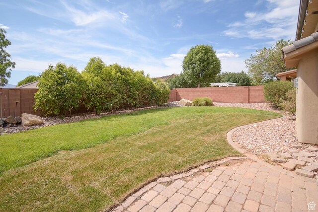 2596 S Little Valley Rd, St George, UT 84790 - view of yard featuring a patio