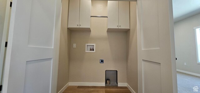 1840 E 840 N Unit 81, Price, UT 84501 - laundry room featuring hookup for an electric dryer, cabinets, dark wood-type flooring, and hookup for a washing machine
