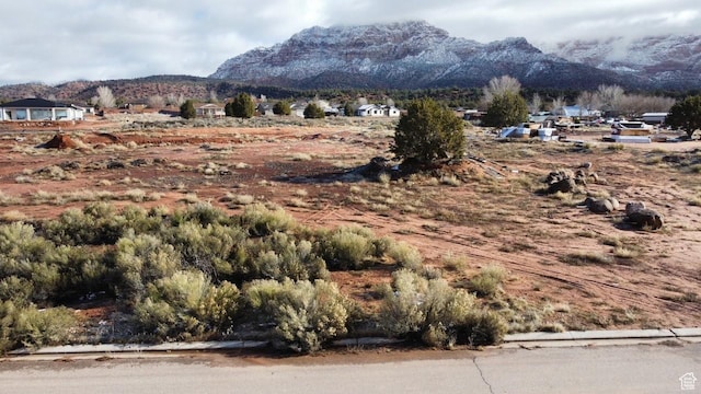 1297 E Cactus Dr, Apple Valley, UT 84737