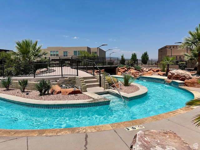 3235 S Retreat Dr, Hurricane, UT 84737 - view of pool featuring pool water feature