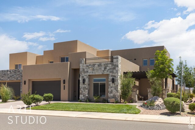 3235 S Retreat Dr, Hurricane, UT 84737 - view of southwest-style home