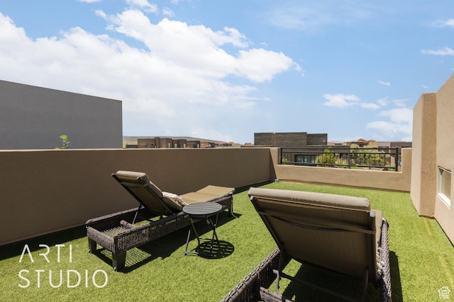 3235 S Retreat Dr, Hurricane, UT 84737 - view of yard featuring a balcony