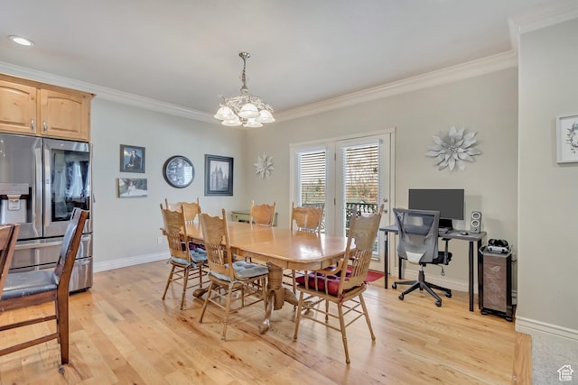 563 W Kalia Cv, Murray, UT 84123 - dining space featuring light wood-type flooring, crown molding, and a notable chandelier