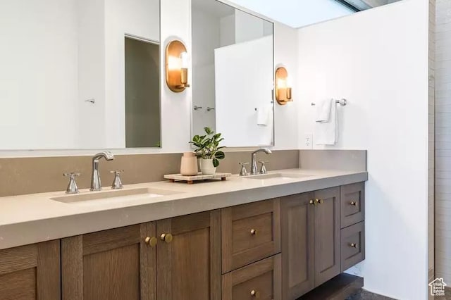 5359 S Pura Cir Unit 142, St George, UT 84790 - bathroom featuring vanity