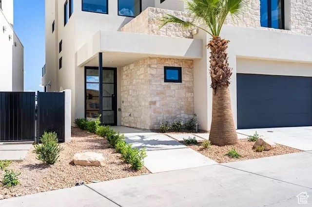 5359 S Pura Cir Unit 142, St George, UT 84790 - property entrance with a garage