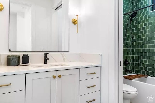 5359 S Pura Cir Unit 142, St George, UT 84790 - full bathroom featuring tiled shower / bath combo, toilet, and vanity