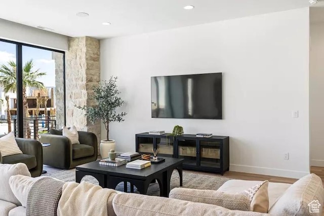 5359 S Pura Cir Unit 142, St George, UT 84790 - living room with light wood-type flooring