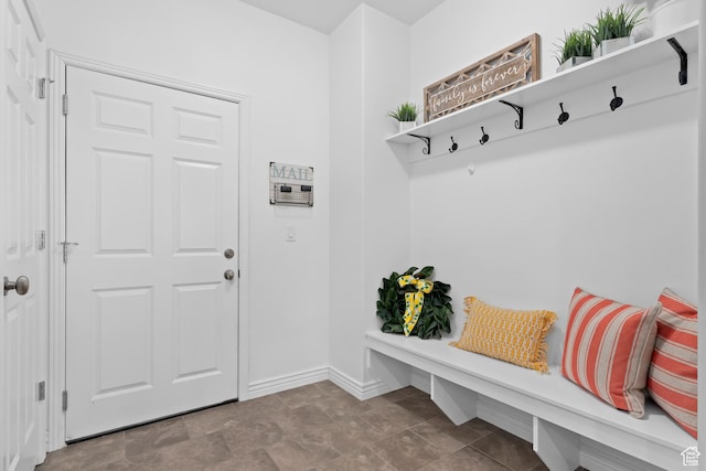 649 E 5650 S, Washington Terrace, UT 84405 - view of mudroom