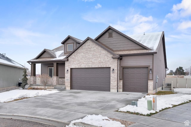 view of front facade featuring a garage