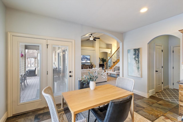 dining room with ceiling fan