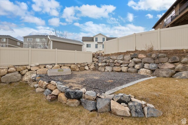 536 W Granite Cir, Saratoga Springs, UT 84045 - view of yard with fence