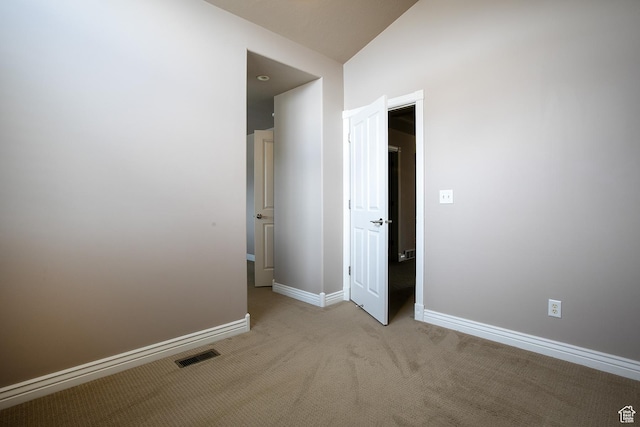 2783 S Irene Dr E, Bountiful, UT 84010 - spare room with light colored carpet, visible vents, and baseboards