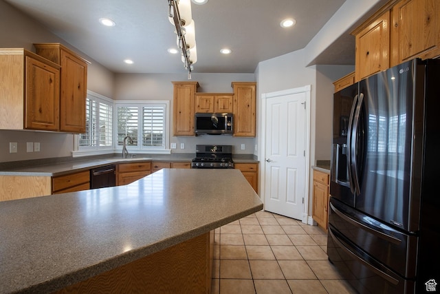 2783 S Irene Dr E, Bountiful, UT 84010 - kitchen featuring recessed lighting, black appliances, a sink, and light tile patterned floors