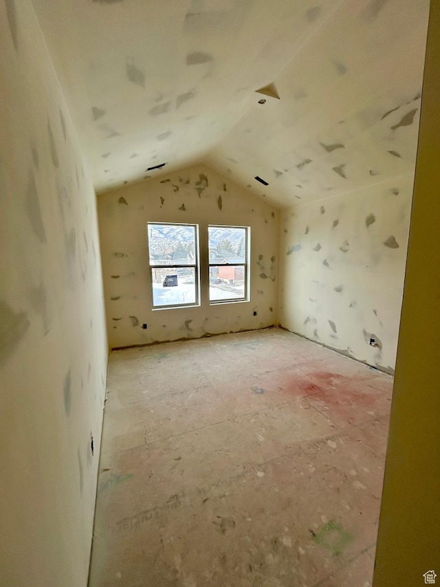 bonus room with vaulted ceiling