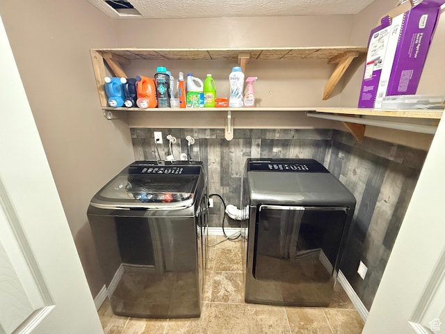 952 W 675 N, Tremonton, UT 84337 - laundry area with washer and clothes dryer