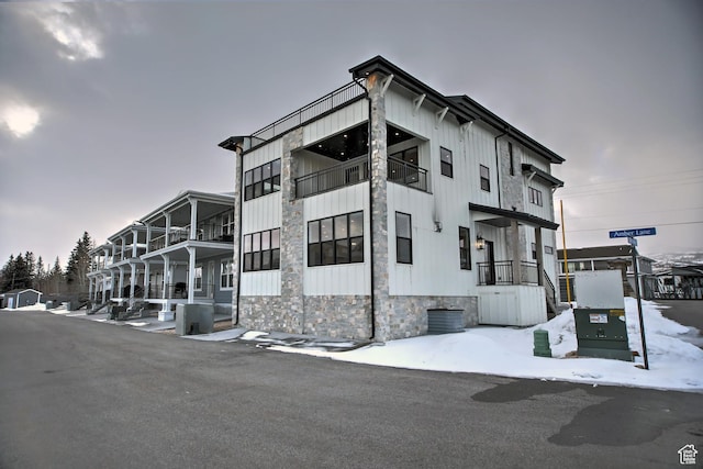 585 N Amber Ln, Garden City, UT 84028 - view of snow covered property