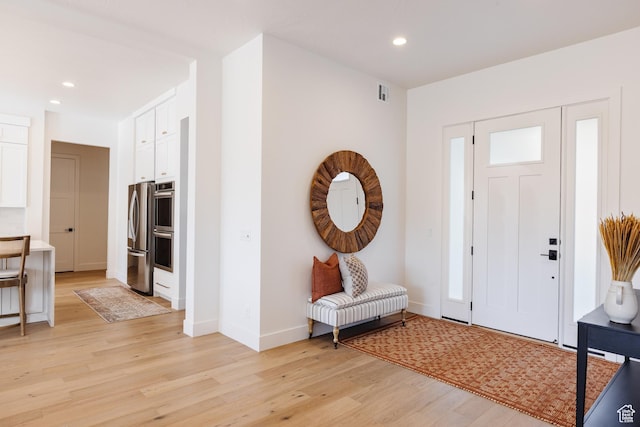 3305 W 2610 S, Hurricane, UT 84737 - foyer featuring baseboards, light wood-type flooring, visible vents, and recessed lighting