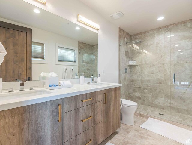 1269 Rothwell Rd, Park City, UT 84060 - bathroom featuring vanity, toilet, and a tile shower