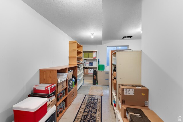 3893 S Bountiful Blvd, Bountiful, UT 84010 - interior space with visible vents