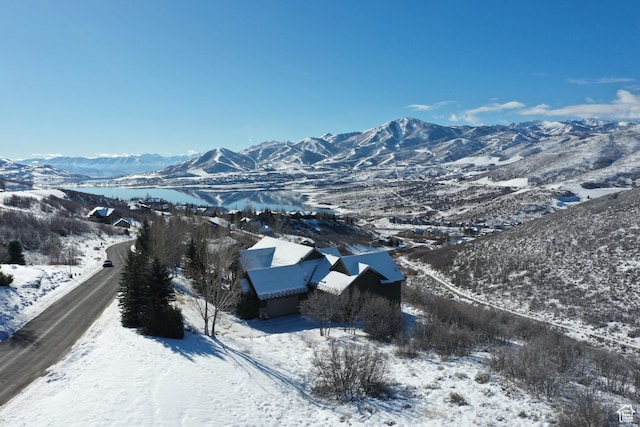property view of mountains