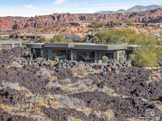 2523 N Chaco Trl, St George, UT 84770 - back of house with a mountain view and stucco siding