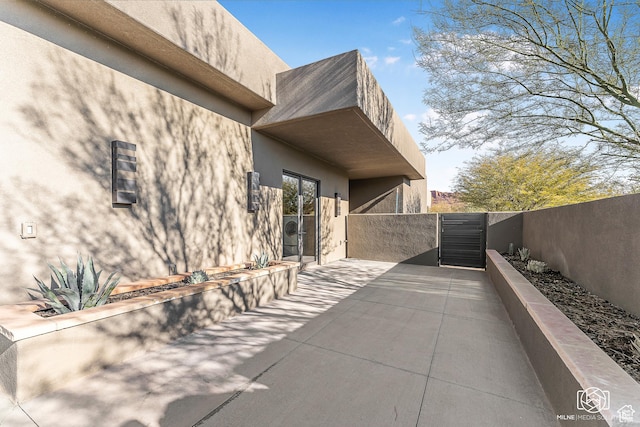 2523 N Chaco Trl, St George, UT 84770 - view of patio featuring a gate