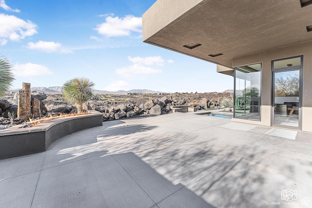 2523 N Chaco Trl, St George, UT 84770 - view of patio / terrace with a mountain view