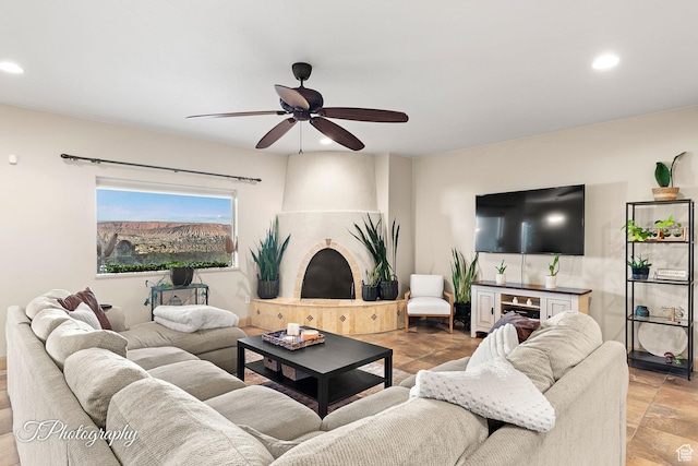 living room featuring ceiling fan