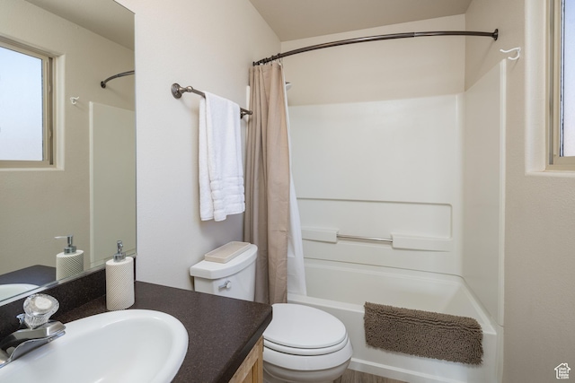 3253 E Fairway Loop, Moab, UT 84532 - full bathroom featuring toilet, shower / bathtub combination with curtain, and vanity