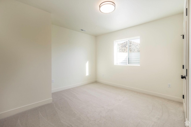 7277 W Hall Crossing Dr S, Herriman, UT 84096 - empty room with light carpet, visible vents, and baseboards