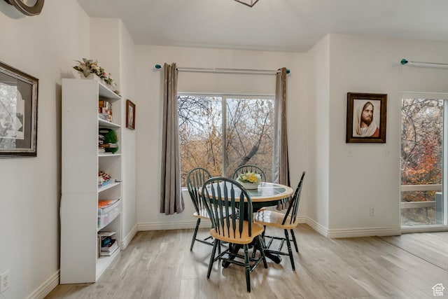 911 W 310 S, Pleasant Grove, UT 84062 - dining area featuring light wood-type flooring