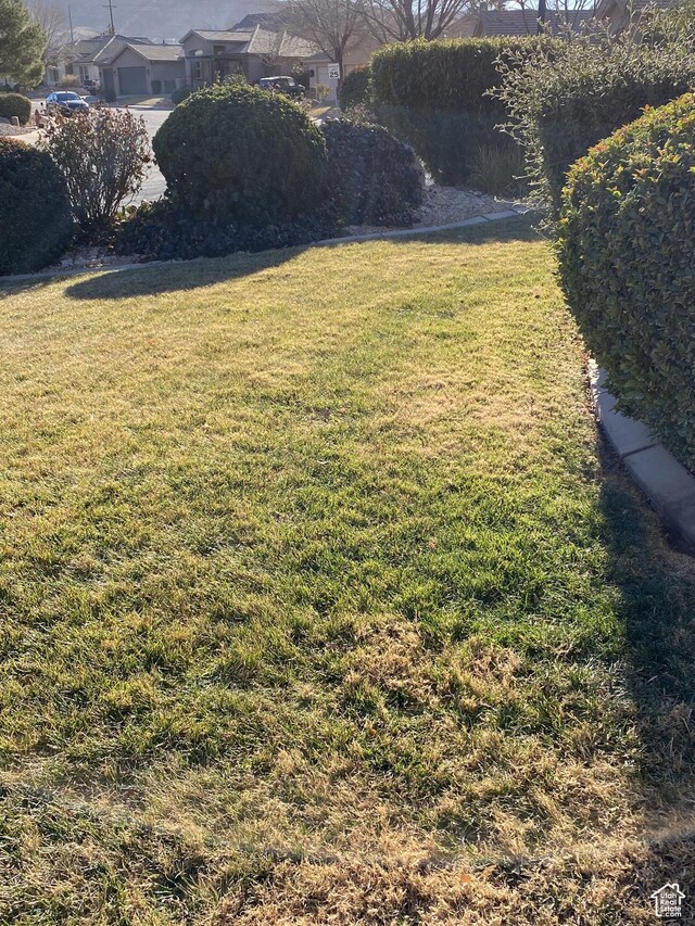 1918 S Mojave Dr, Washington, UT 84780 - view of yard