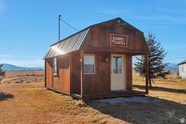 320 S 800 W, Lewiston, UT 84320 - view of outdoor structure featuring an outbuilding and a mountain view