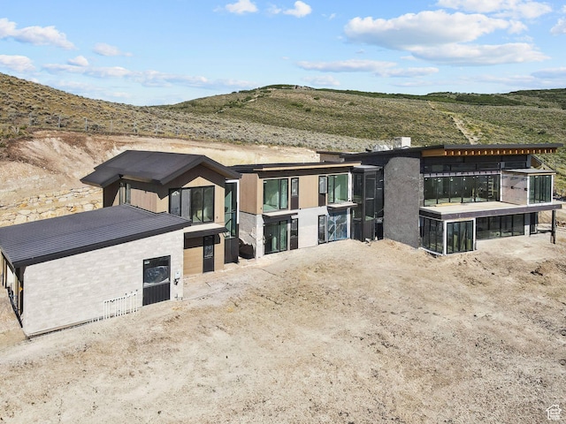 5220 N Old Ranch Rd, Park City, UT 84098 - contemporary house with a mountain view