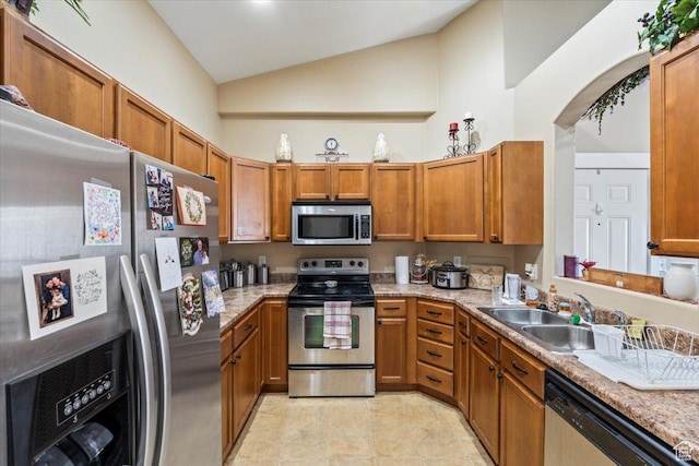 2192 N Springtime Dr, Saratoga Springs, UT 84045 - photo 5