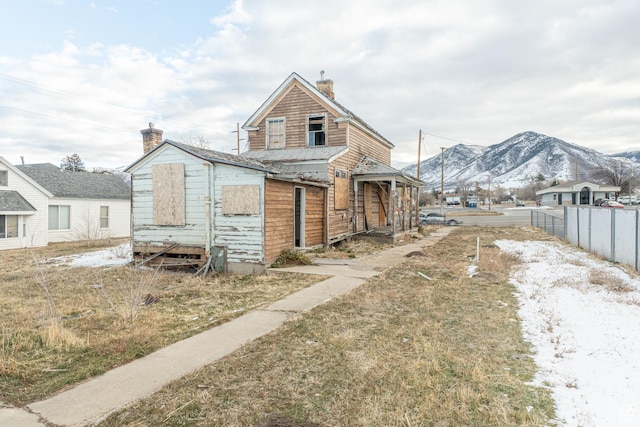220 S Main St, Tooele, UT 84074 - view of front of property with a mountain view