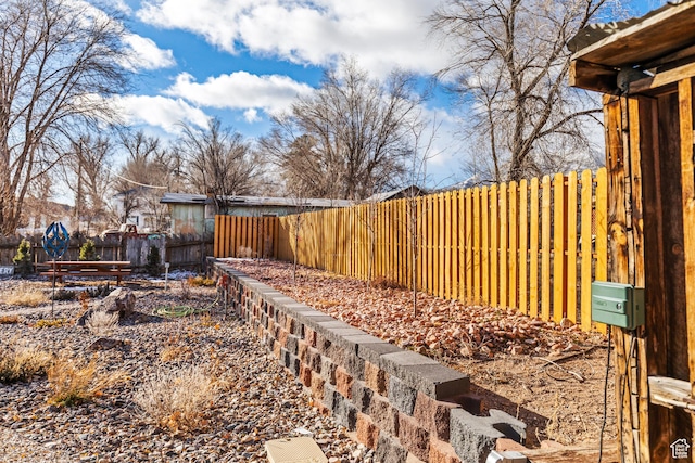 87 N 100 W, Marysvale, UT 84750 - view of yard