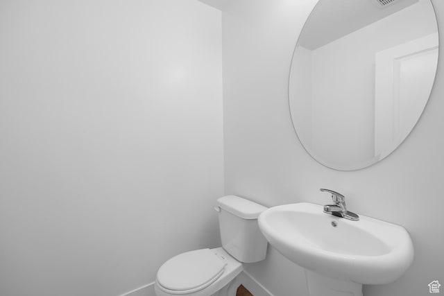 3871 S Powderwood Ln Unit 217, Mapleton, UT 84664 - bathroom with baseboards