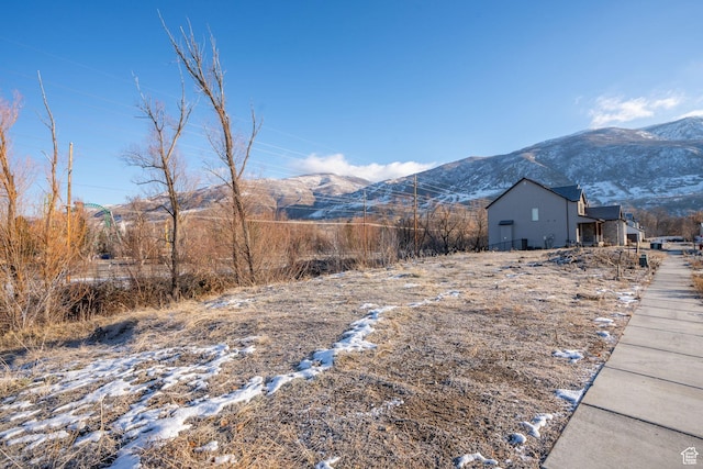 370 W Pioneer Ln, Farmington, UT 84025