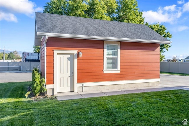 2025 W Orchard Harvest Dr, Kaysville, UT 84037 - view of outbuilding featuring a yard
