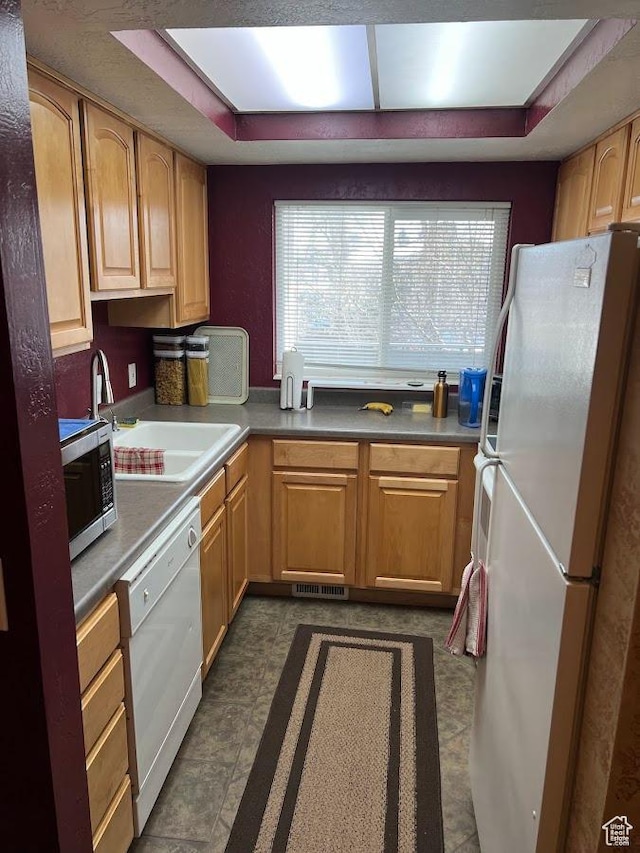 576 E Vine St Unit 2B, Murray, UT 84107 - kitchen featuring white appliances and a sink
