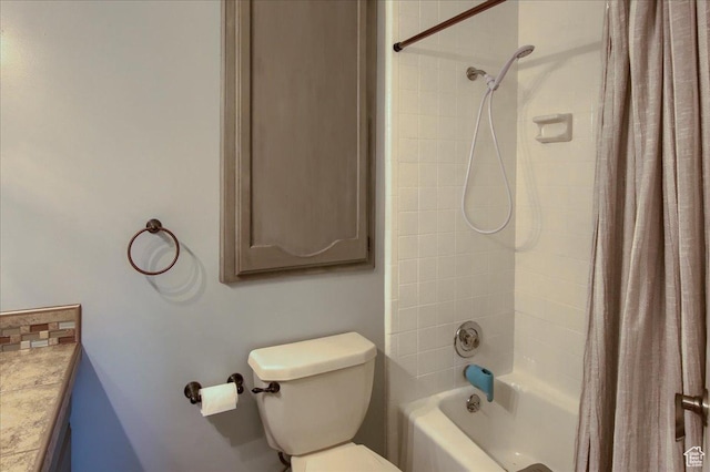 4698 Porter Ave, South Ogden, UT 84403 - full bathroom featuring toilet, shower / bathtub combination with curtain, and vanity